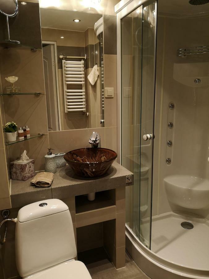 Best Apartments Wiezienna Monkeys Вроцлав Екстериор снимка