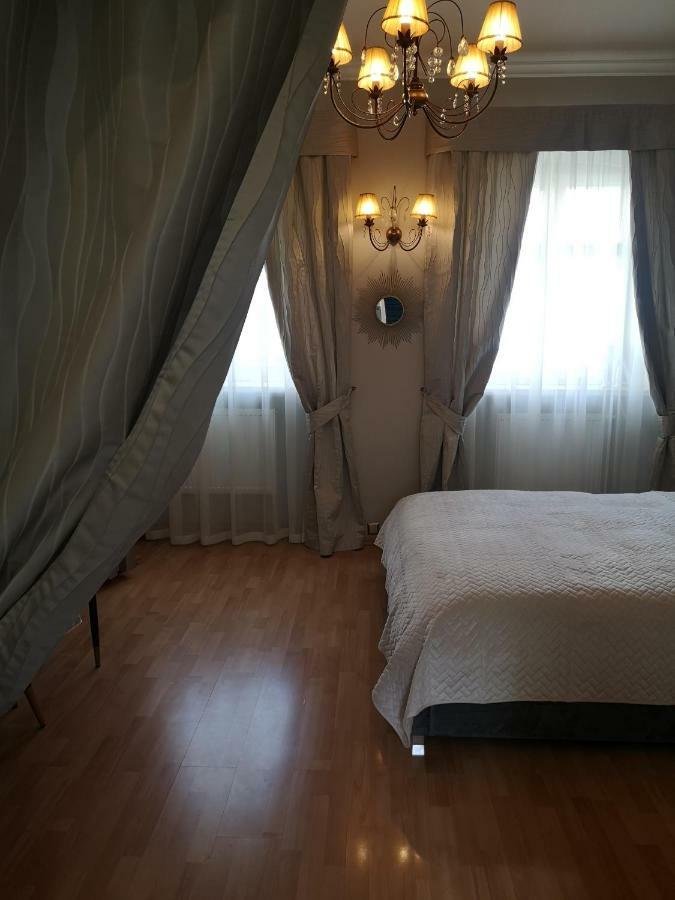 Best Apartments Wiezienna Monkeys Вроцлав Екстериор снимка